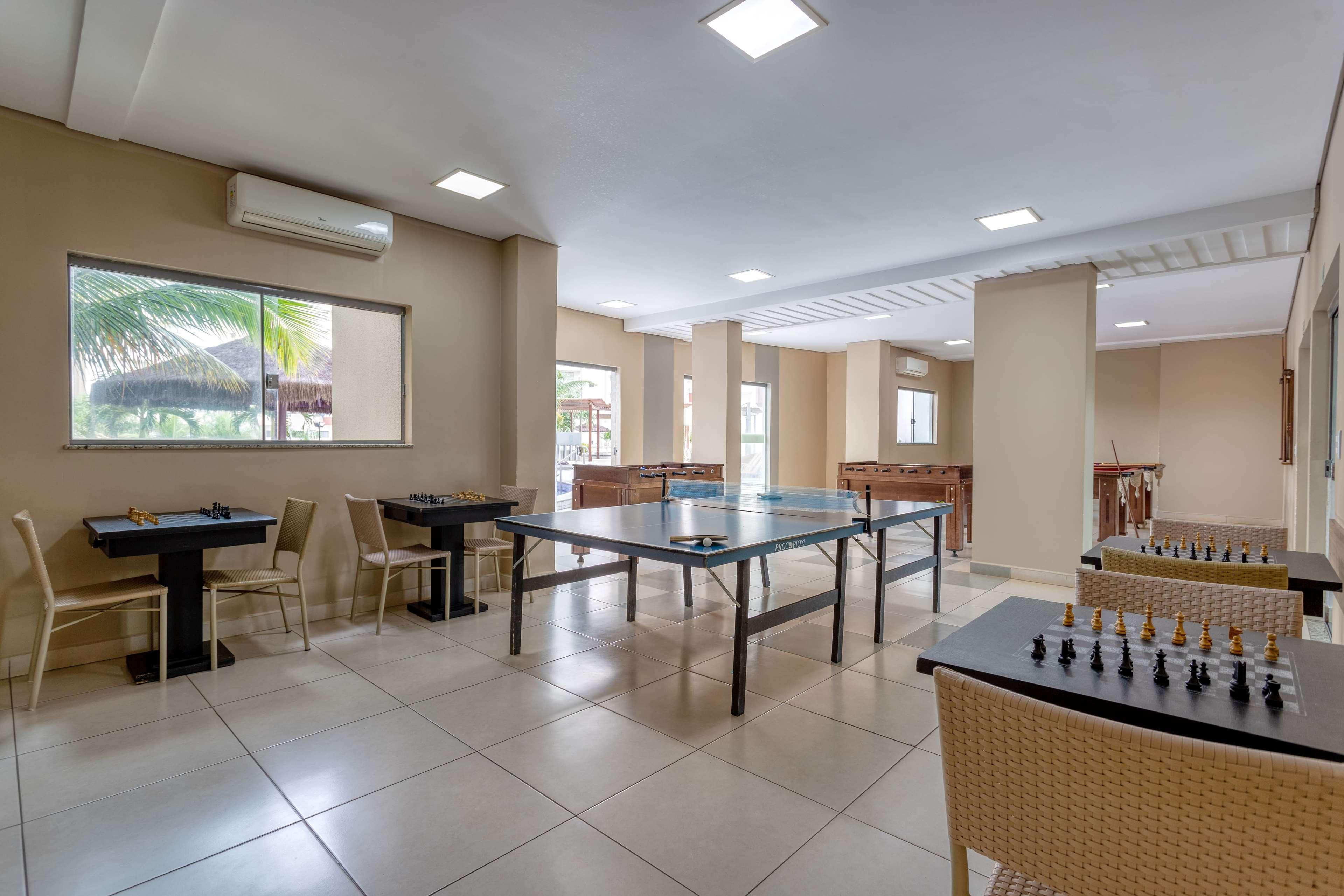 Wyndham Olimpia Royal Hotels Bagian luar foto The chess room
