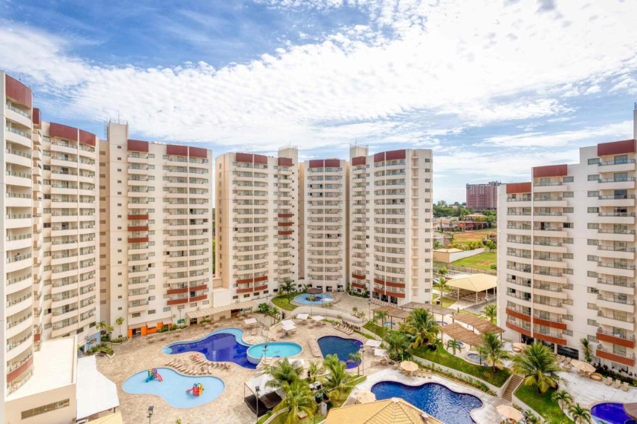 Wyndham Olimpia Royal Hotels Bagian luar foto Residential complex in the city