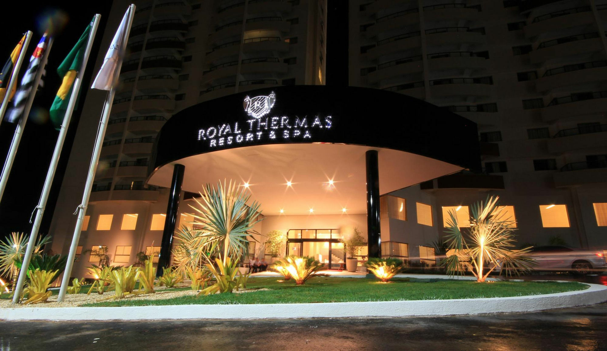 Wyndham Olimpia Royal Hotels Bagian luar foto Royal Thermae Resort & Spa