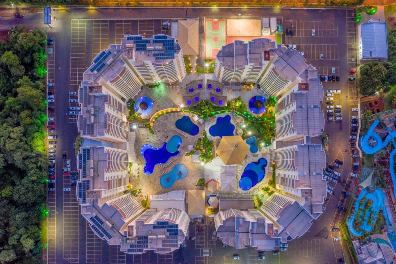 Wyndham Olimpia Royal Hotels Bagian luar foto Aerial view of the complex